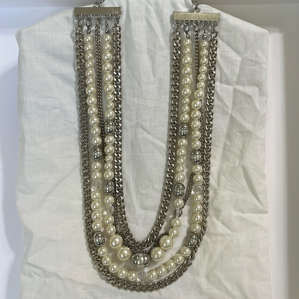 Mika Necklace - image 4